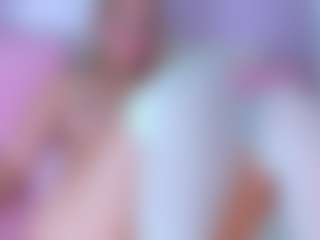 Live cam show with Miilla-Cooper - Double Penetration on Camming Site