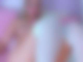 Live cam show with Miilla-Cooper - Foot Fetish Blonde Hair on Camming Site