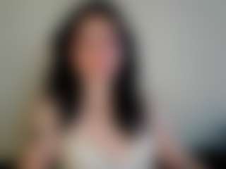 Pretty Audrey's Live Sex Cam Show