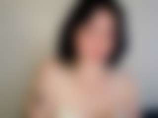 Pretty Audrey's Live Sex Cam Show