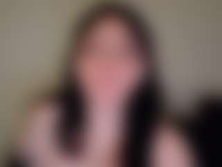 Pretty Audrey's Live Sex Cam Show
