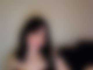 Pretty Audrey's Live Sex Cam Show