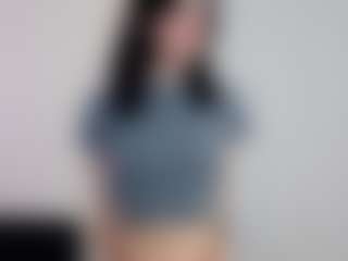 Pretty Audrey's Live Sex Cam Show