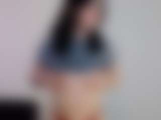 Pretty Audrey's Live Sex Cam Show