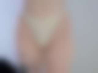 Pretty Audrey's Live Sex Cam Show