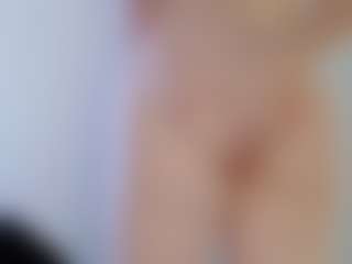 Pretty Audrey's Live Sex Cam Show