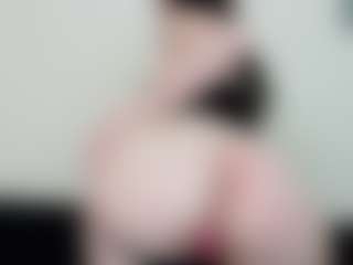 Pretty Audrey's Live Sex Cam Show