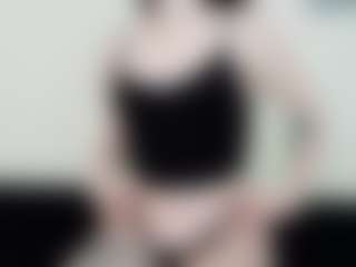 Pretty Audrey's Live Sex Cam Show
