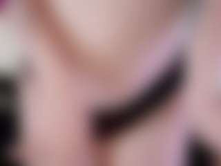 Pretty Audrey's Live Sex Cam Show
