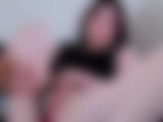 Pretty Audrey's Live Sex Cam Show