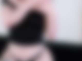 Live cam show with Pretty Audrey - Shaved Pussy on sexytreat.net
