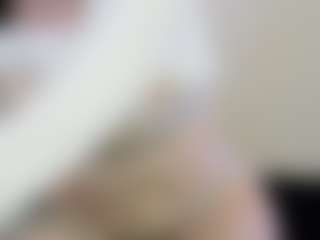 Pretty Audrey's Live Sex Cam Show