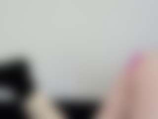 Pretty Audrey's Live Sex Cam Show