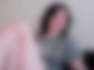 Pretty Audrey's Live Sex Cam Show