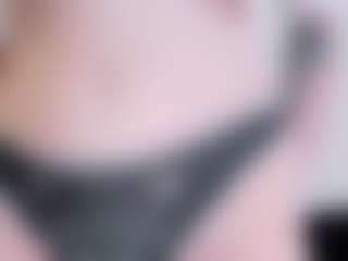 Pretty Audrey's Live Sex Cam Show