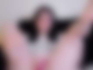 Pretty Audrey's Live Sex Cam Show