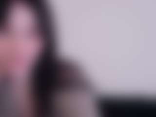 Live cam show with Pretty Audrey - Curvy Toys on WildCum