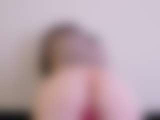 Pretty Audrey's Live Sex Cam Show