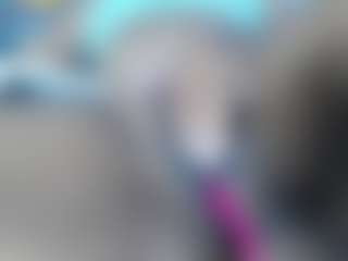 Live cam show with Francihot4 - Double Penetration on dropp.cam