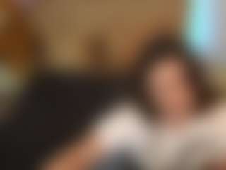 MagicPeachs's Live Sex Cam Show