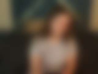 MagicPeachs's Live Sex Cam Show