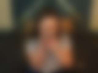 MagicPeachs's Live Sex Cam Show