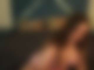 MagicPeachs's Live Sex Cam Show