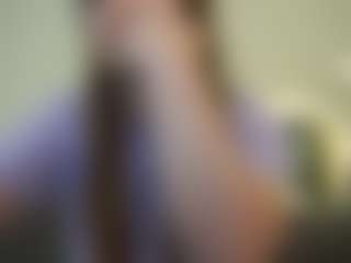 MagicPeachs's Live Sex Cam Show