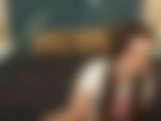 MagicPeachs's Live Sex Cam Show