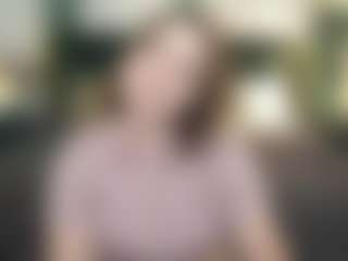 MagicPeachs's Live Sex Cam Show