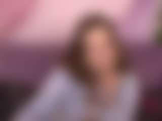 Live cam show with MagicPeachs - Flashing on livesuperchat.net