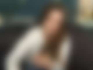 MagicPeachs's Live Sex Cam Show