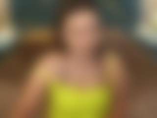 Live cam show with MagicPeachs - Flashing on livesuperchat.net