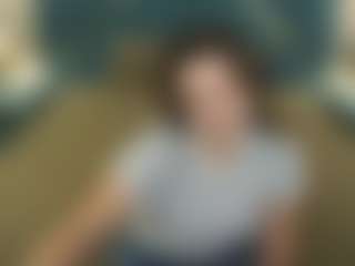 Live cam show with MagicPeachs - Handjob on Camiplay Live