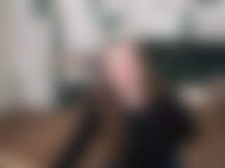 MagicPeachs's Live Sex Cam Show