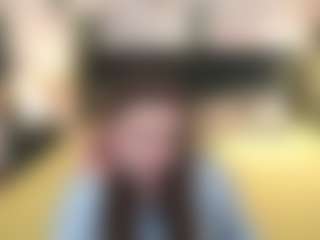 MagicPeachs's Live Sex Cam Show