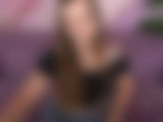 MagicPeachs's Live Sex Cam Show