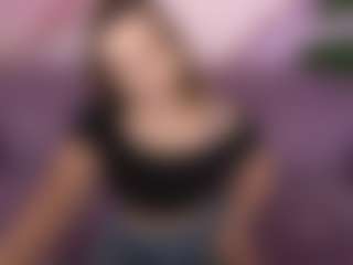 MagicPeachs's Live Sex Cam Show