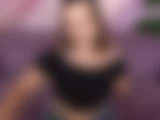 MagicPeachs's Live Sex Cam Show