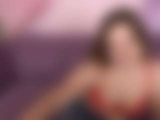 MagicPeachs's Live Sex Cam Show