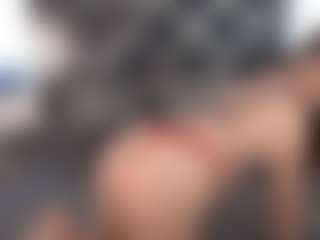 MagicPeachs's Live Sex Cam Show