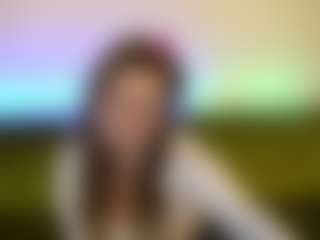 Live cam show with MagicPeachs - BBW on CamwithHer