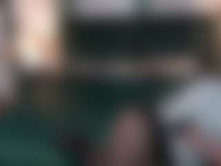 MagicPeachs's Live Sex Cam Show