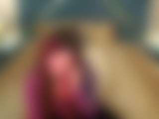 MagicPeachs's Live Sex Cam Show