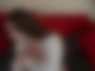 Live cam show with MagicPeachs - Italian Young Adult on Streamer API | ukraine