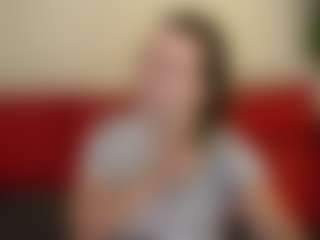 MagicPeachs's Live Sex Cam Show