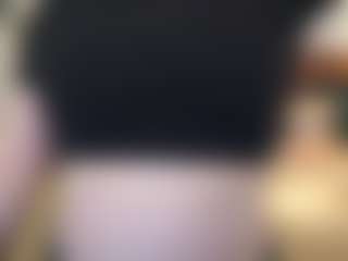 MagicPeachs's Live Sex Cam Show