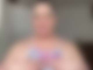 Live cam show with GoddessKing Adriane - BBW Dildo on slutload