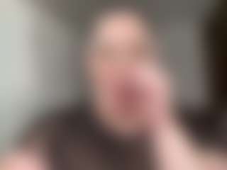 Live cam show with GoddessKing Adriane - Hairy Pussy Lovense on WildCum