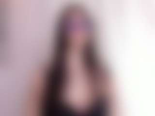 Live cam show with DaniellaWild - Young Adult on sexylive.show